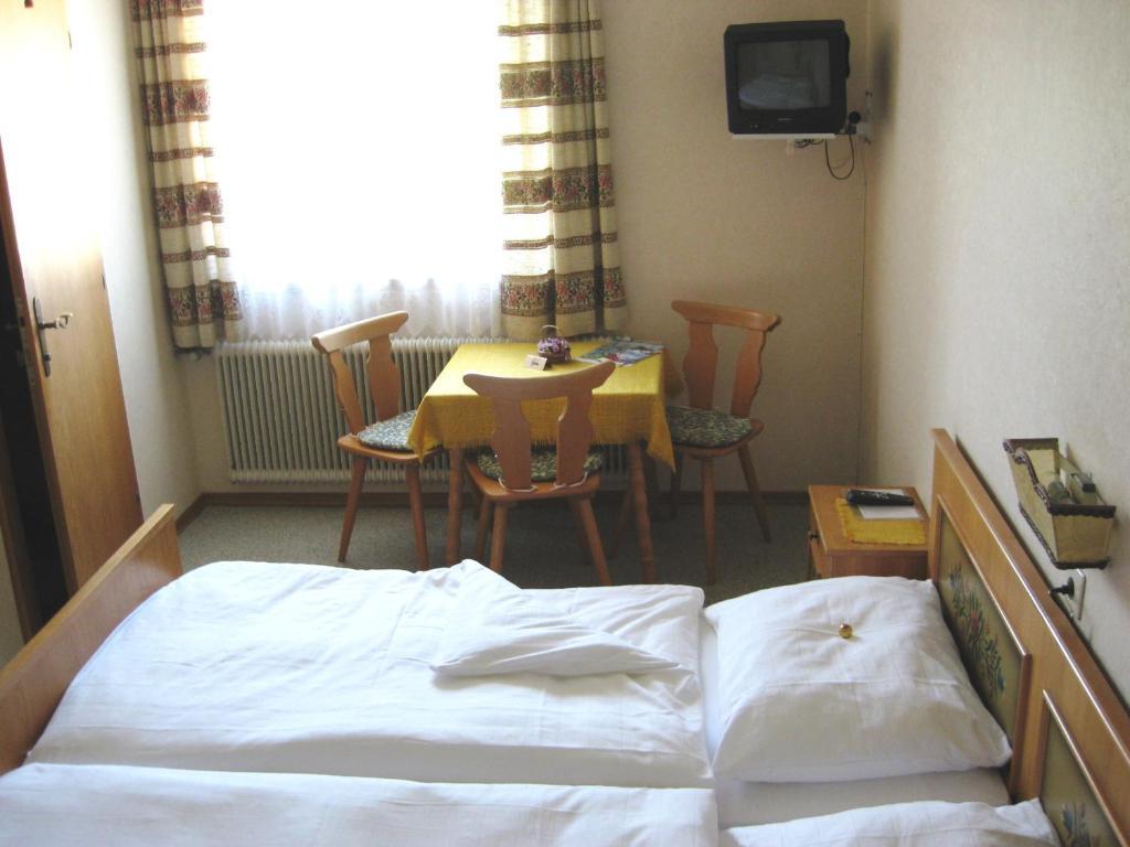 Privatzimmer Eva Leitgeb Bed & Breakfast Faistenau Exterior foto