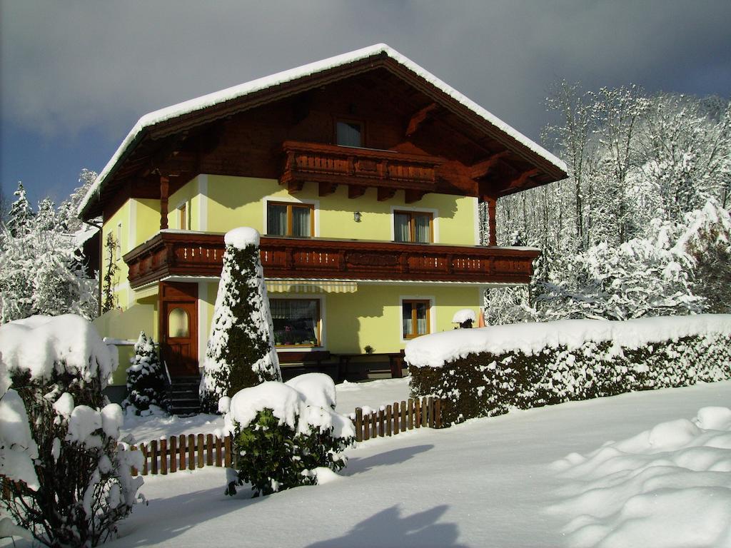 Privatzimmer Eva Leitgeb Bed & Breakfast Faistenau Exterior foto